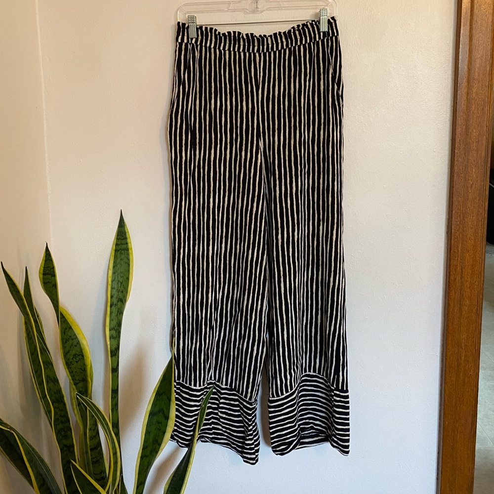 Striped wide leg pants